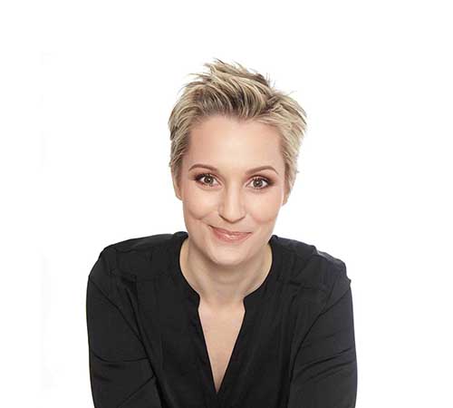 Janine Steeger, Moderatorin und Journalistin